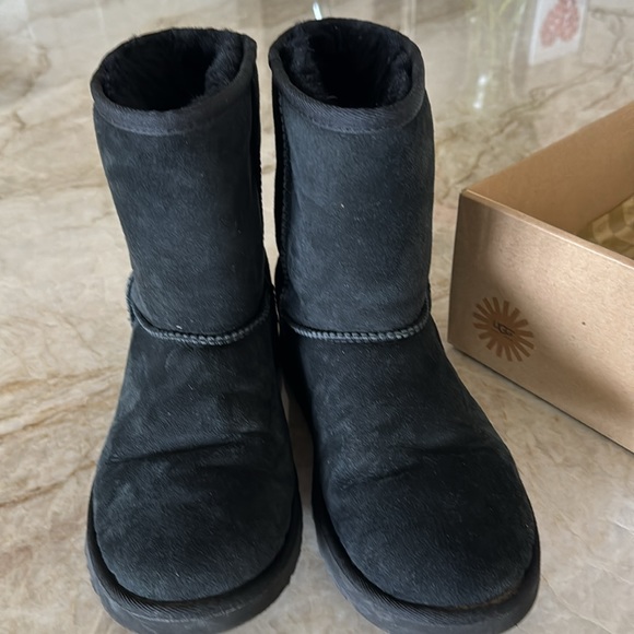 UGG, classic boots, size 6, black - Picture 2 of 3